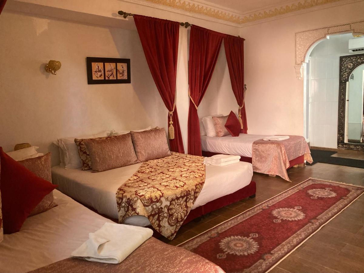 Riad Hamdani Derroua Luaran gambar